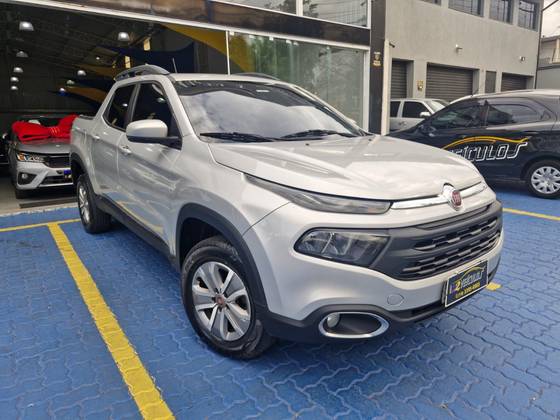 FIAT TORO 1.8 16V EVO FLEX FREEDOM AT6 FIAT TORO 1.8 16V EVO FLEX FREEDOM AT6